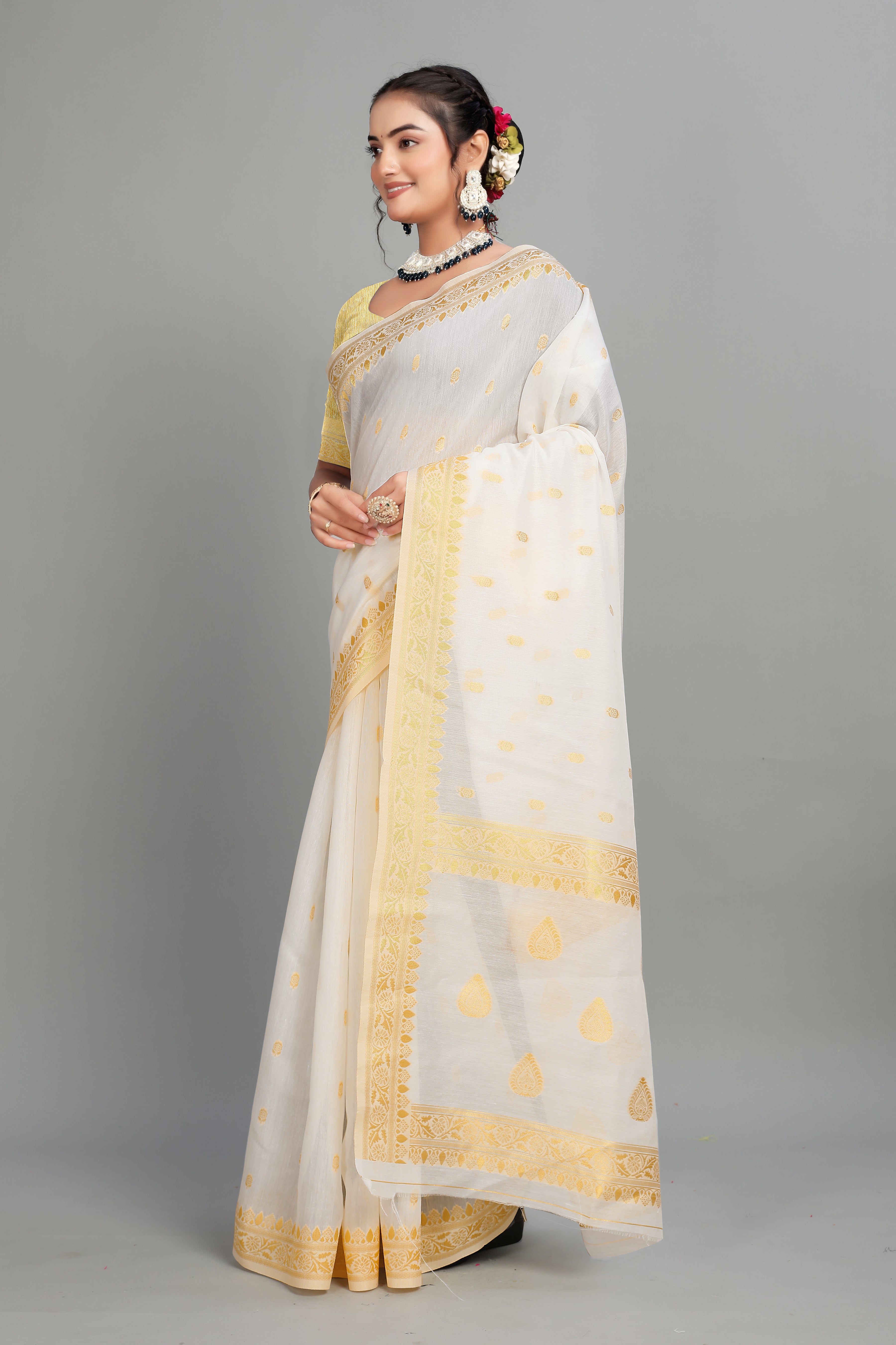 White Soft Lilan Slab Butti Print Casual Wear Saree