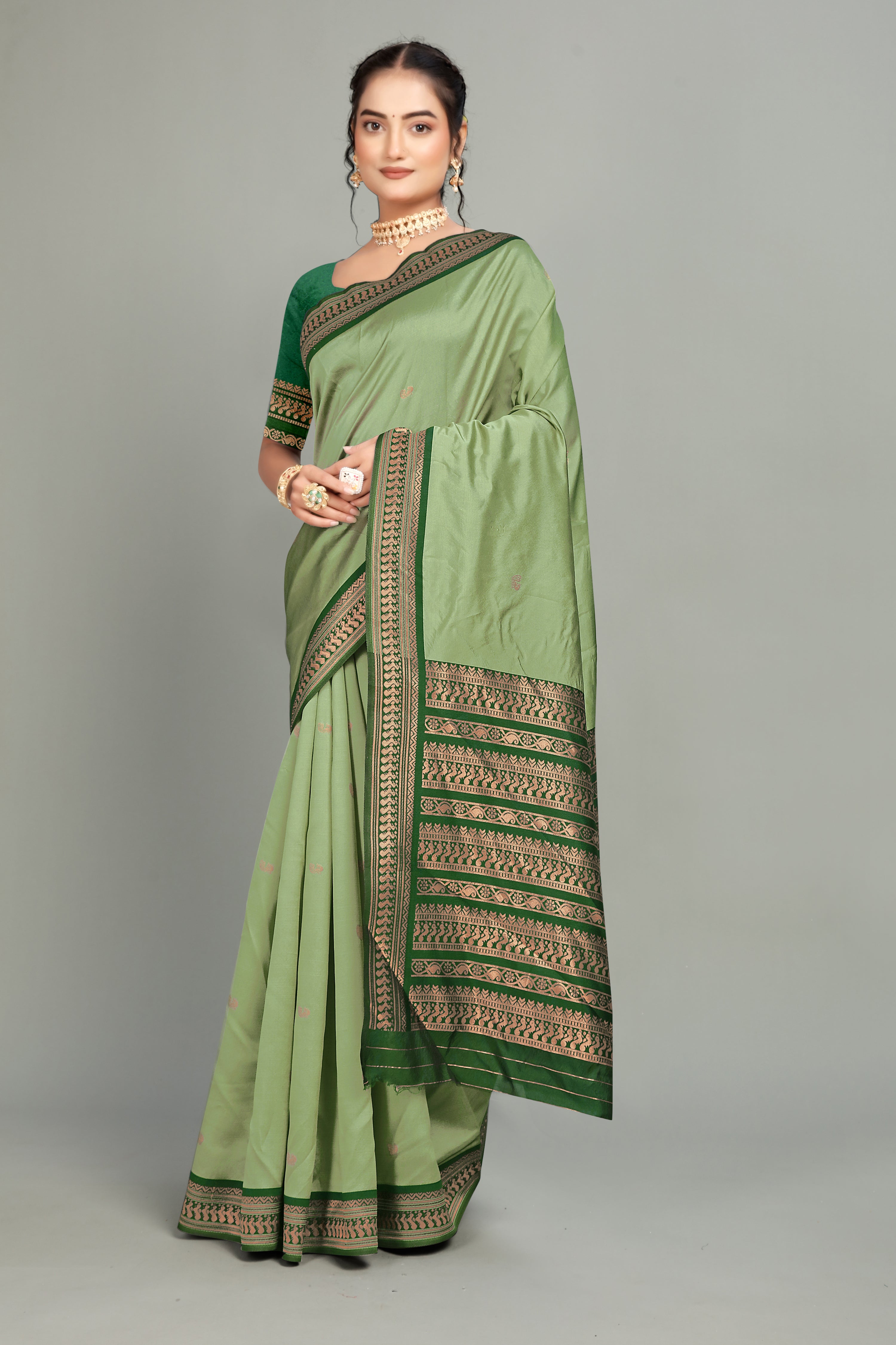 Green Solid Woven Silk Saree