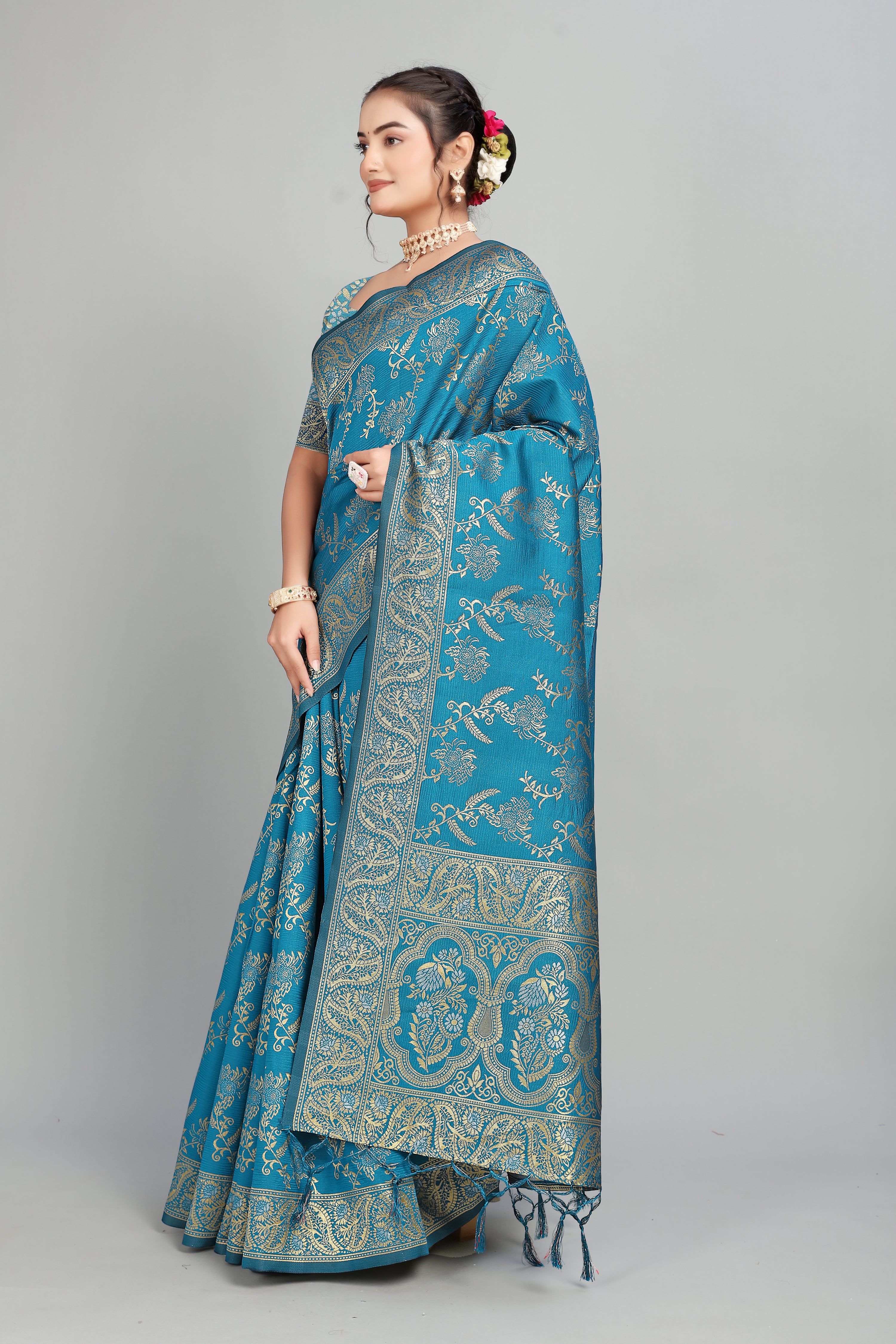 Rama Woven Silk Blend Saree