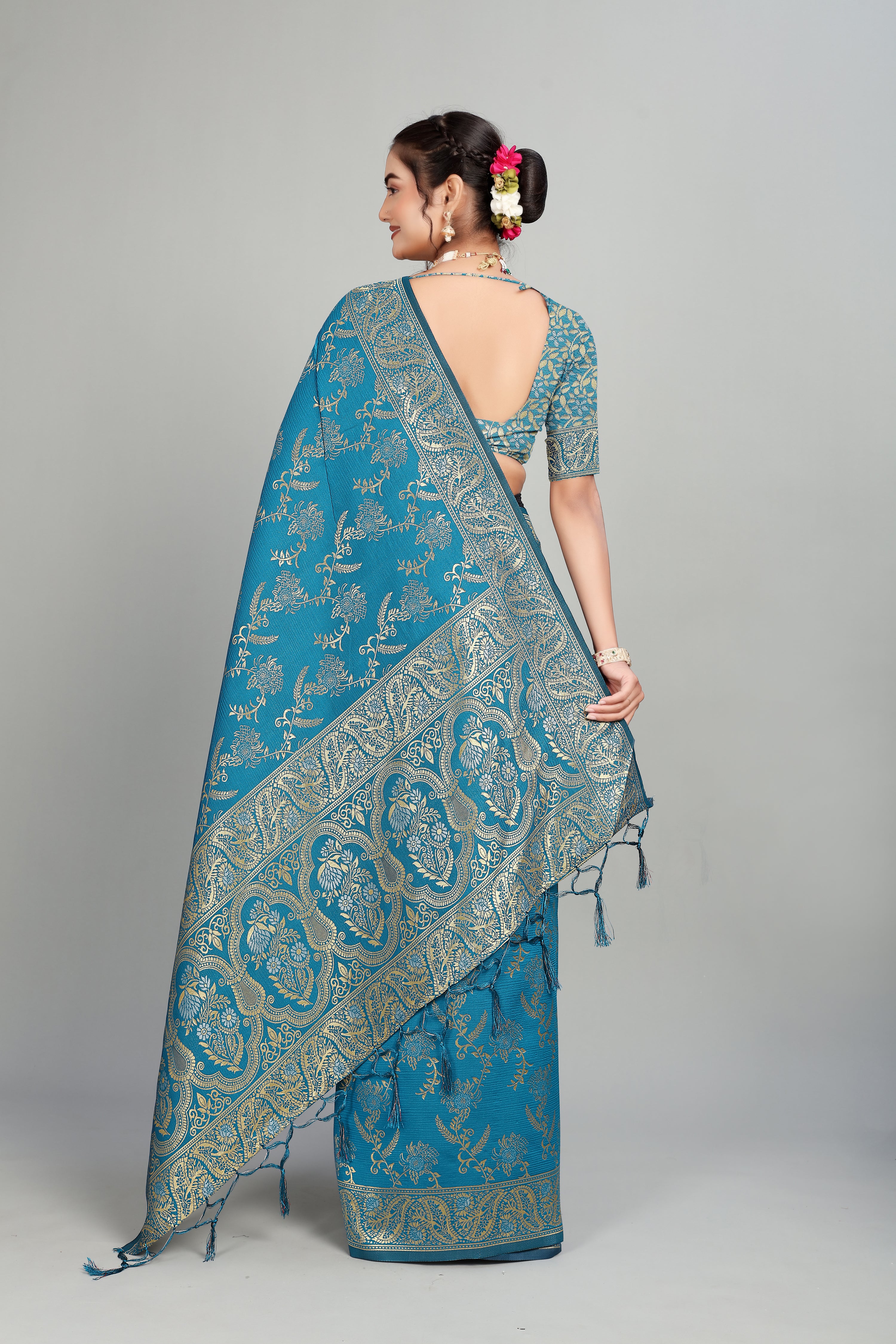 Rama Woven Silk Blend Saree