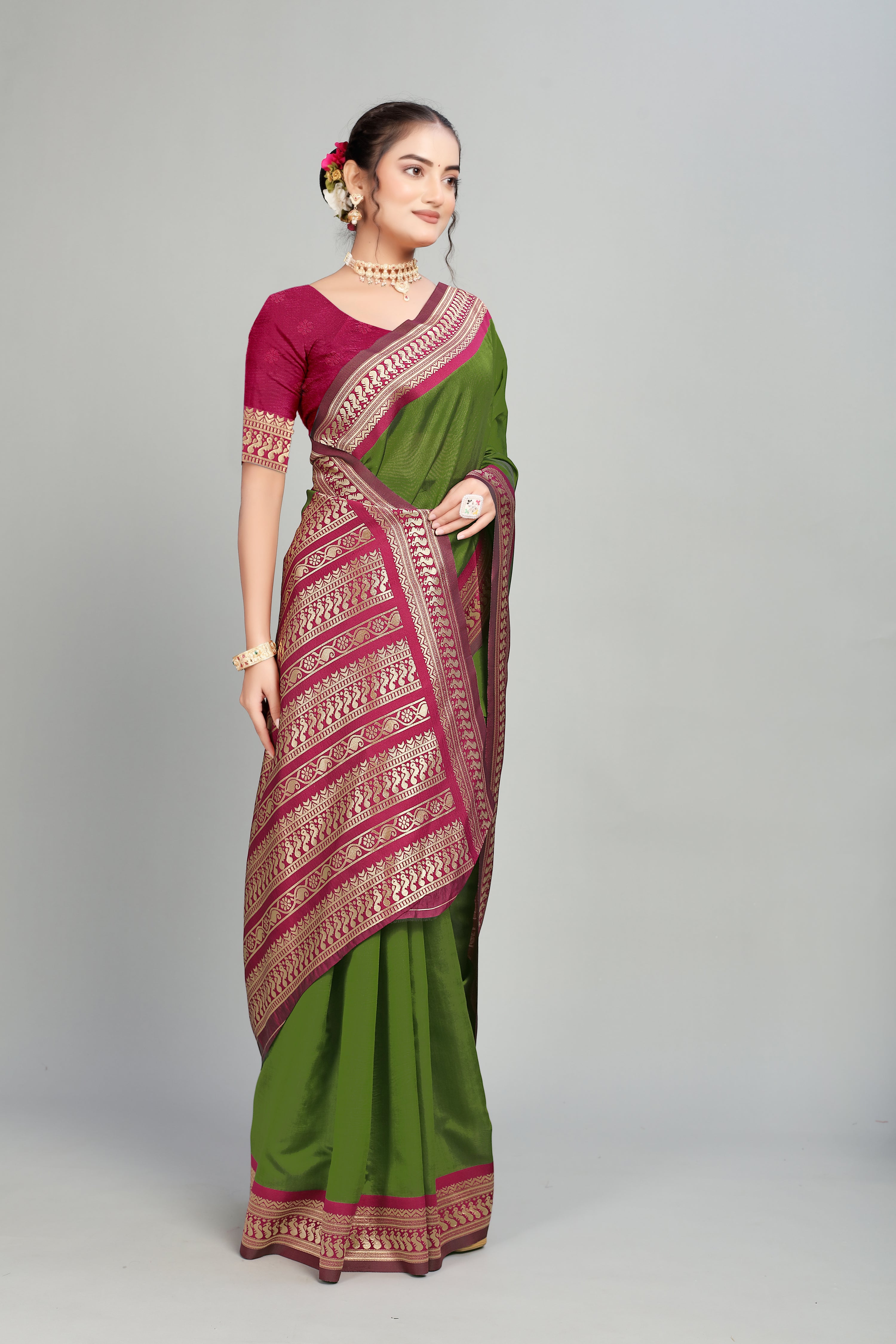Green Solid Woven Silk Saree