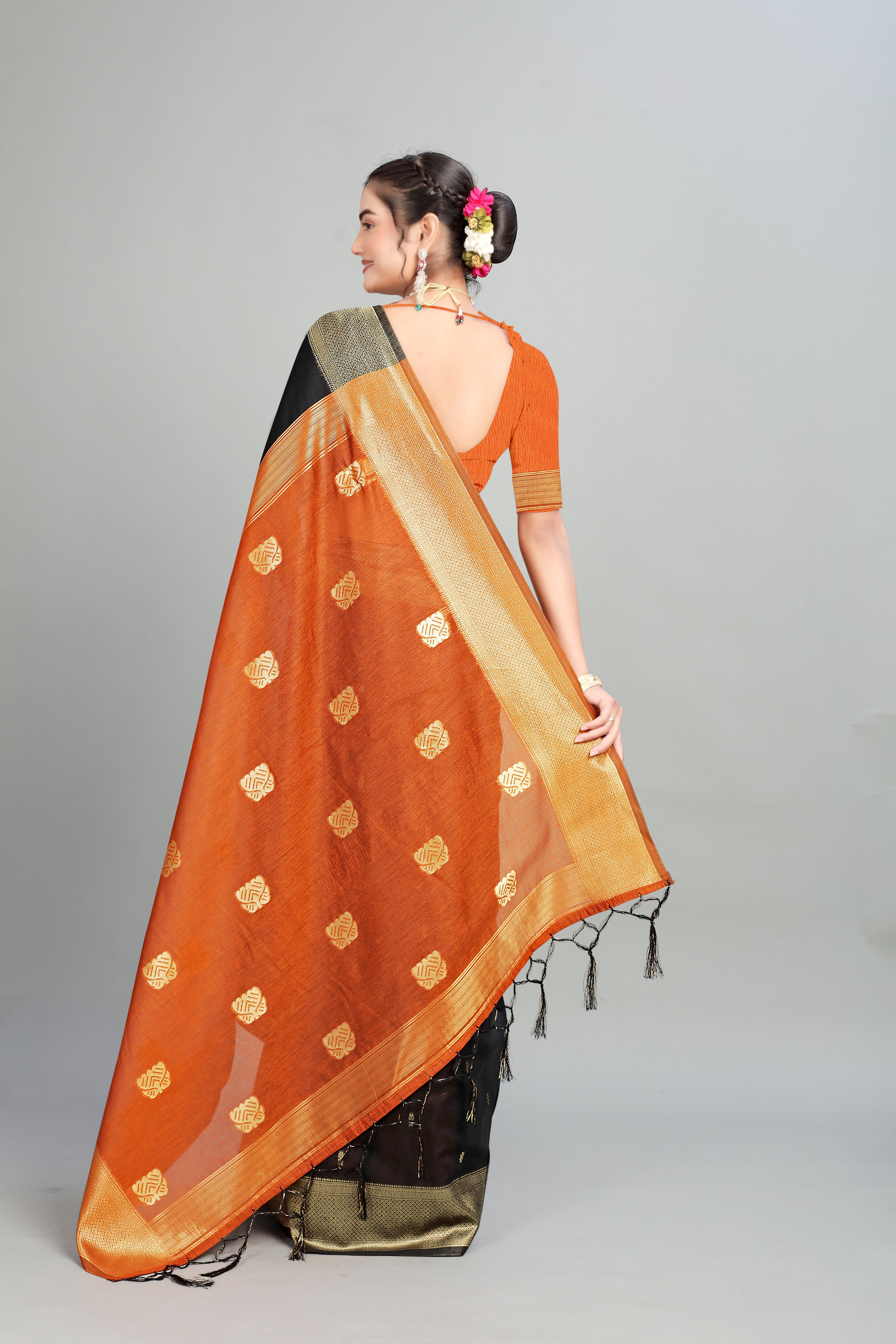 Black Two Toned Weaving Cotton Silk Saree
