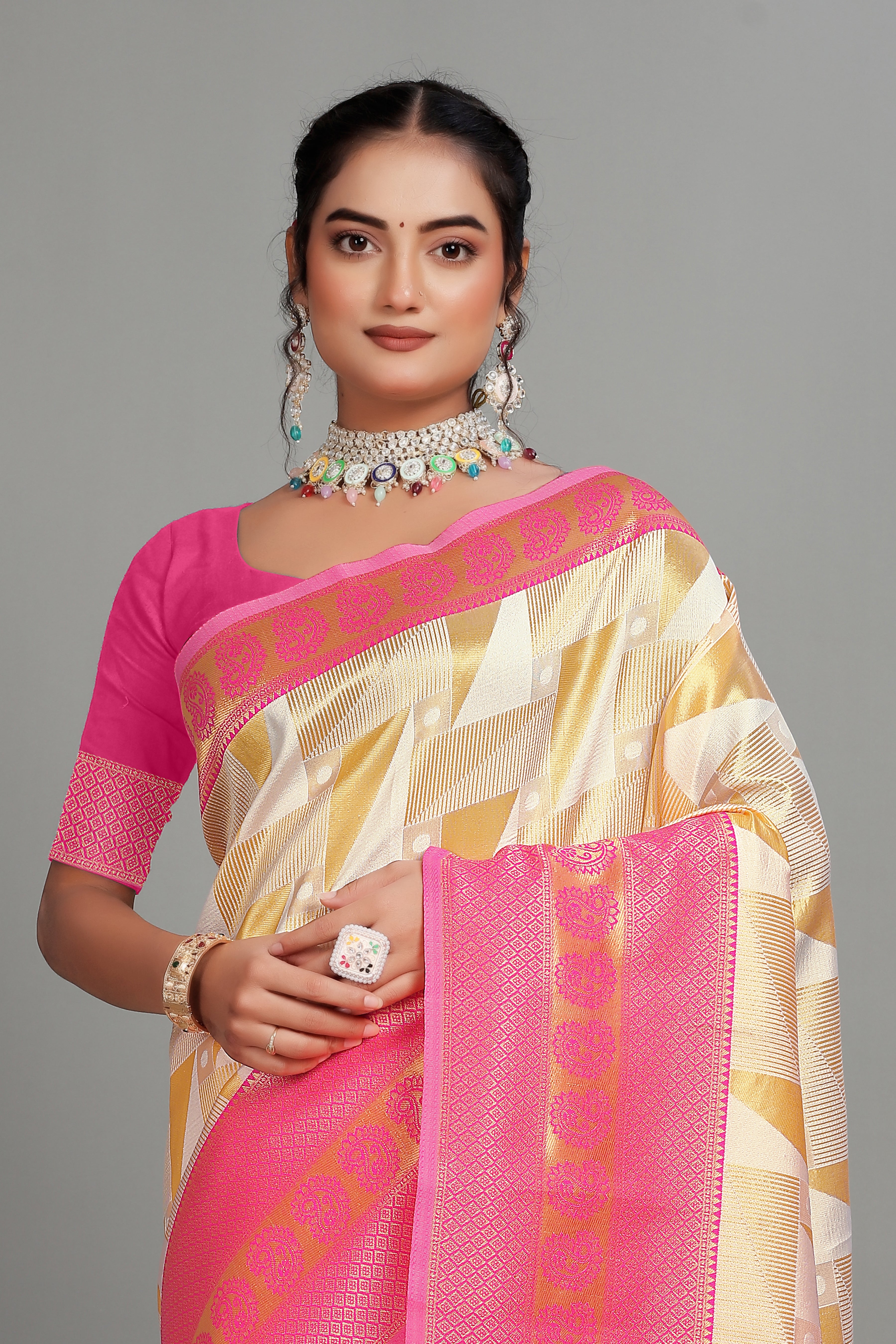 Cream-Pink Weaving Silk Saree