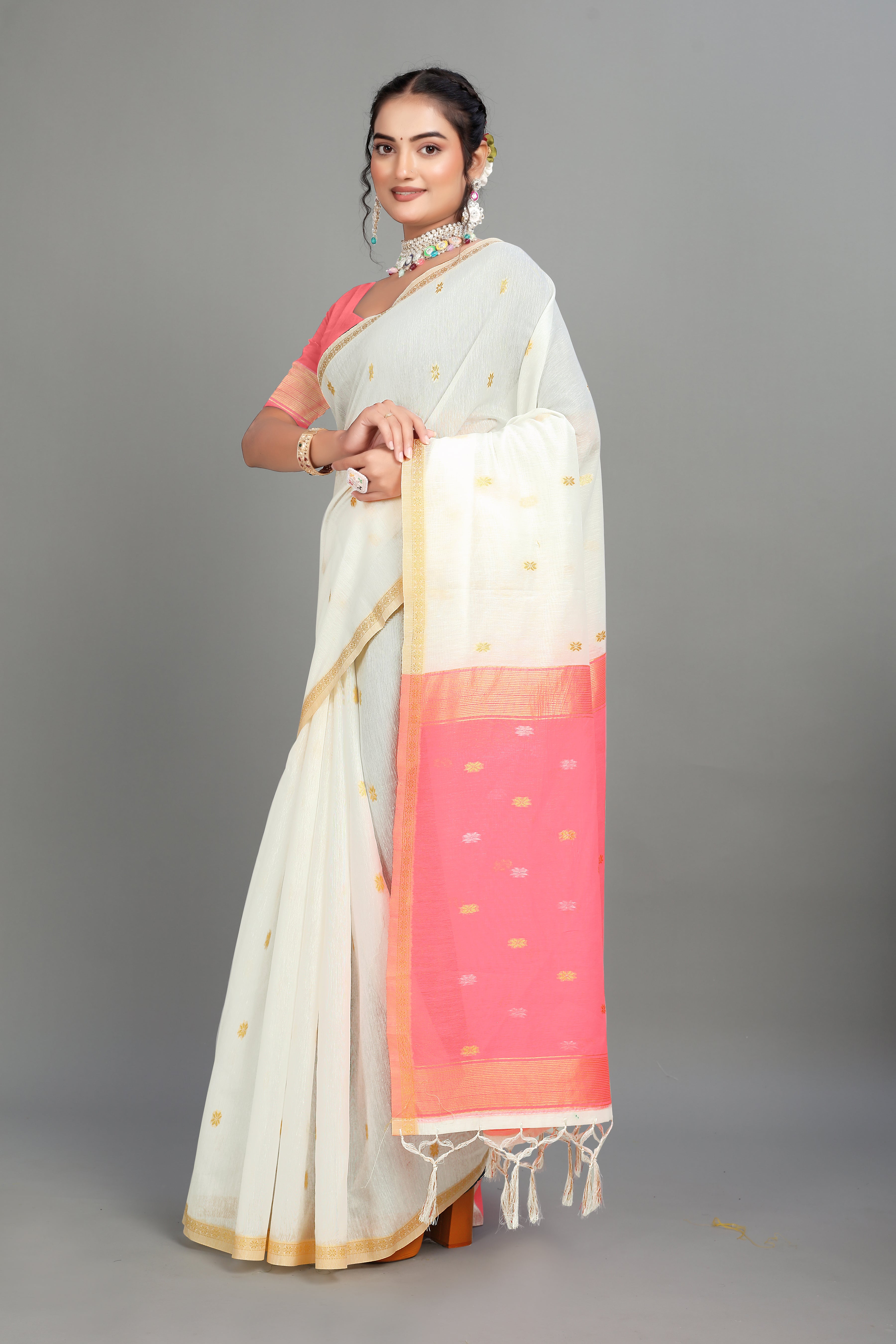 White Toned Weaving Cotton Silk Saree