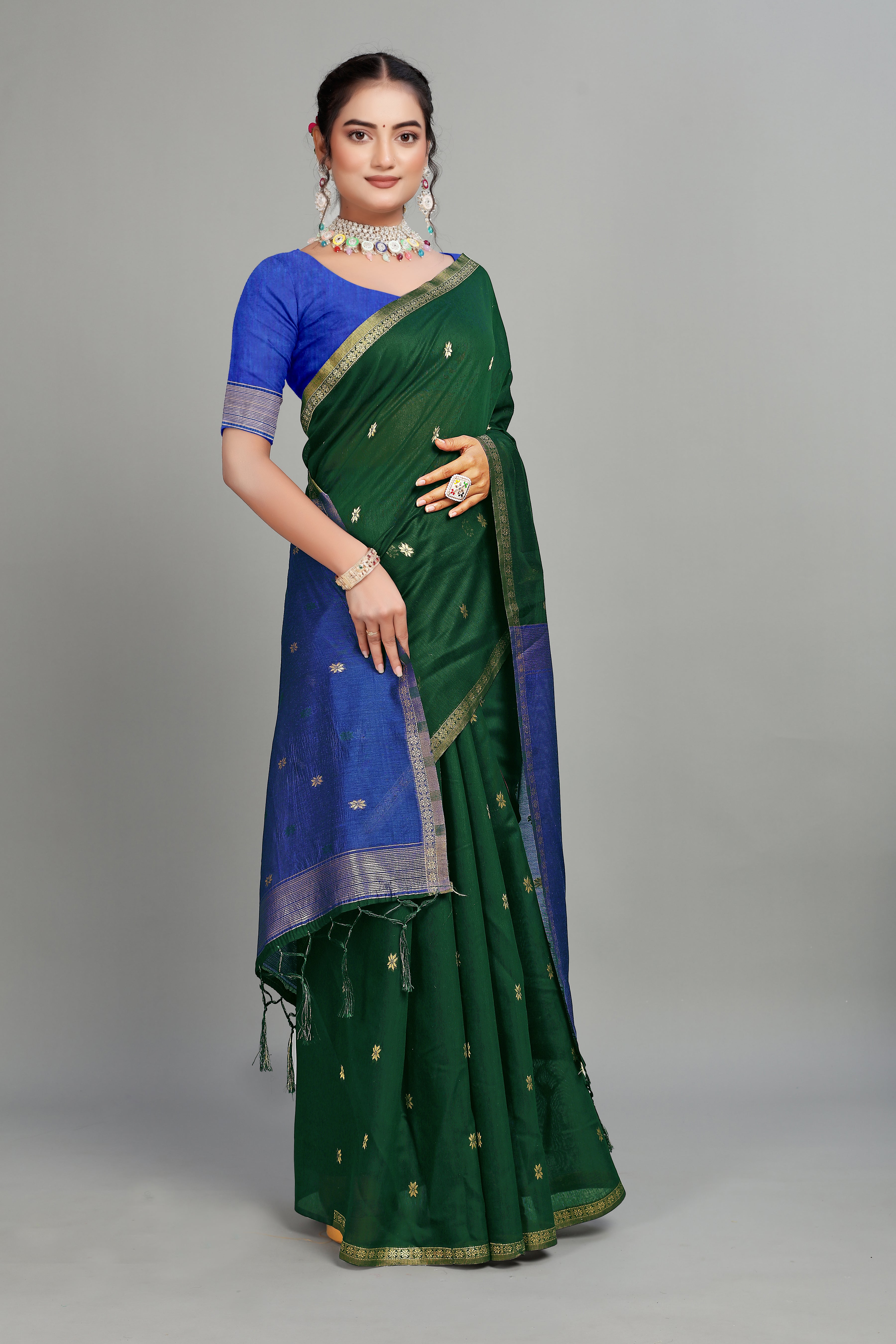 Dark Green Toned Weaving Cotton Silk Saree