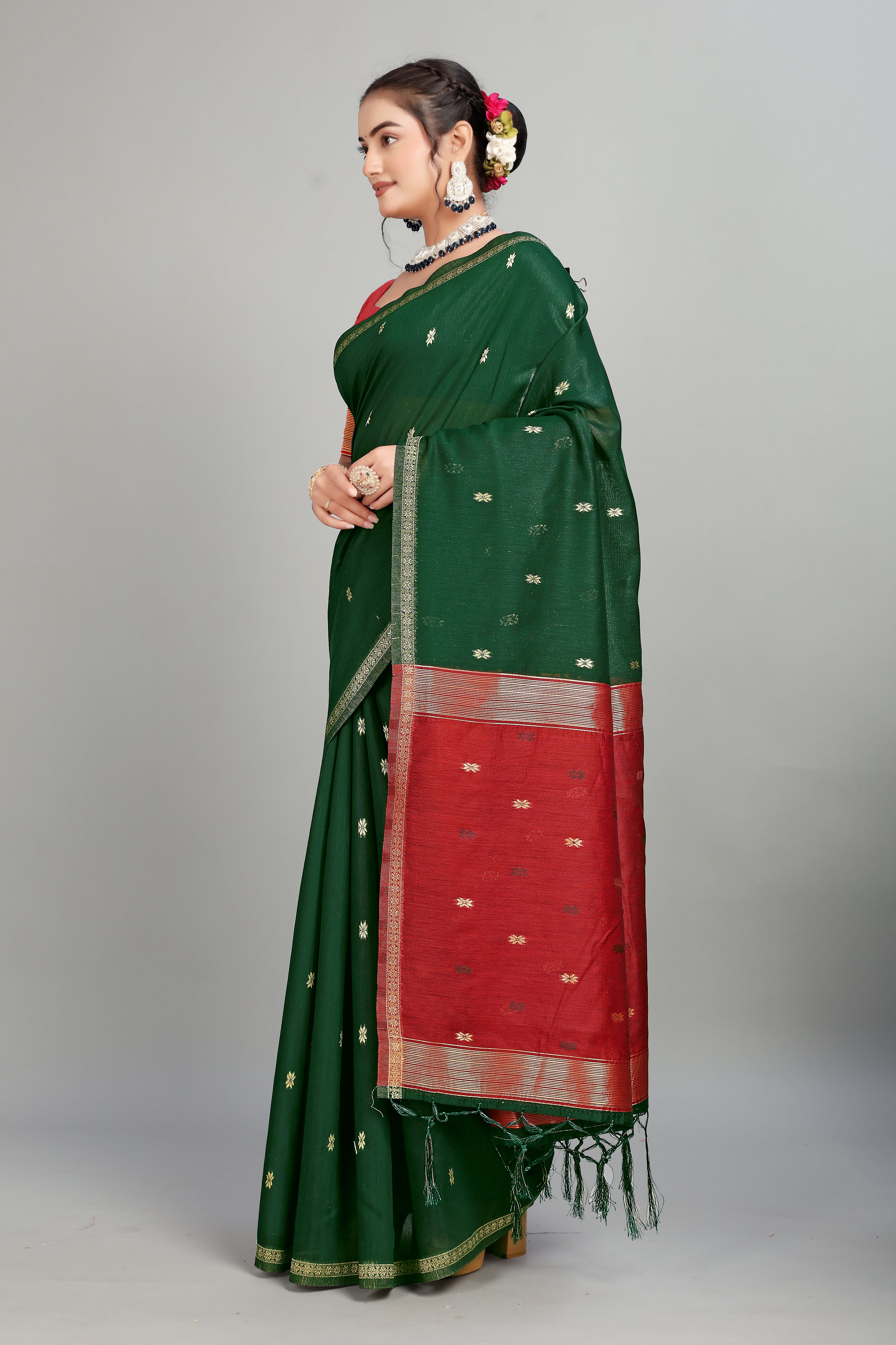 Green Toned Weaving Cotton Silk Saree