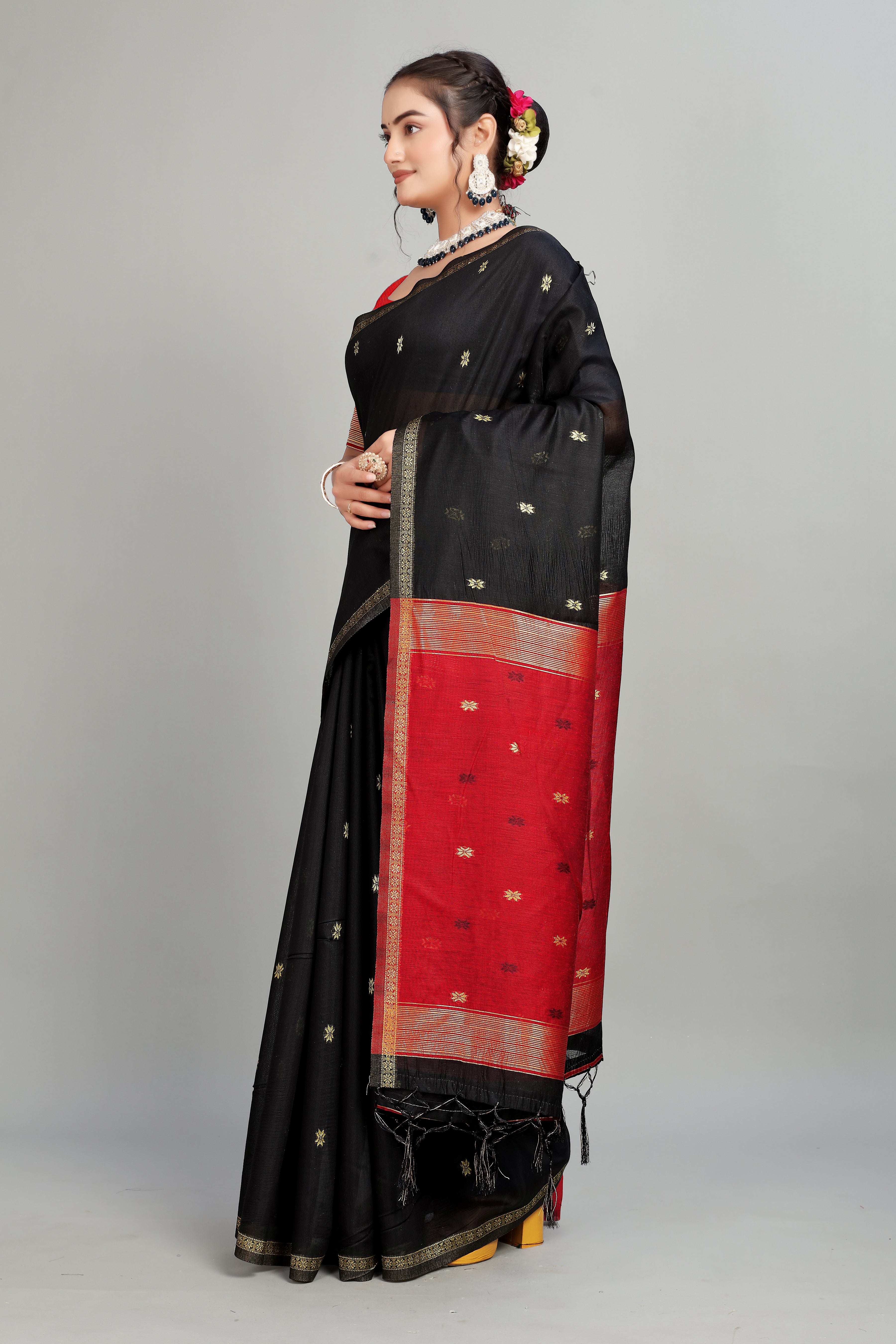 Black Toned Weaving Cotton Silk Saree
