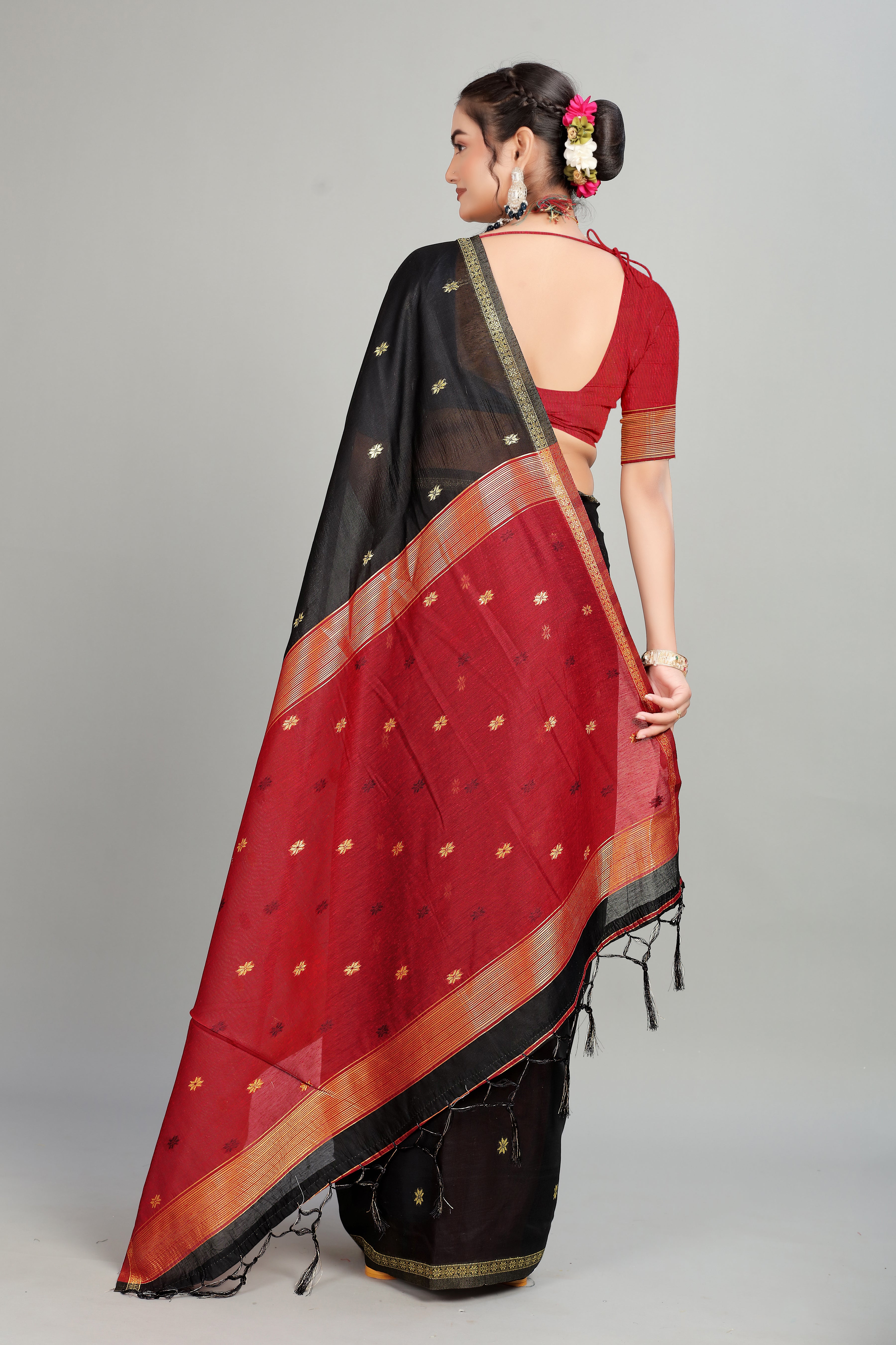 Black Toned Weaving Cotton Silk Saree