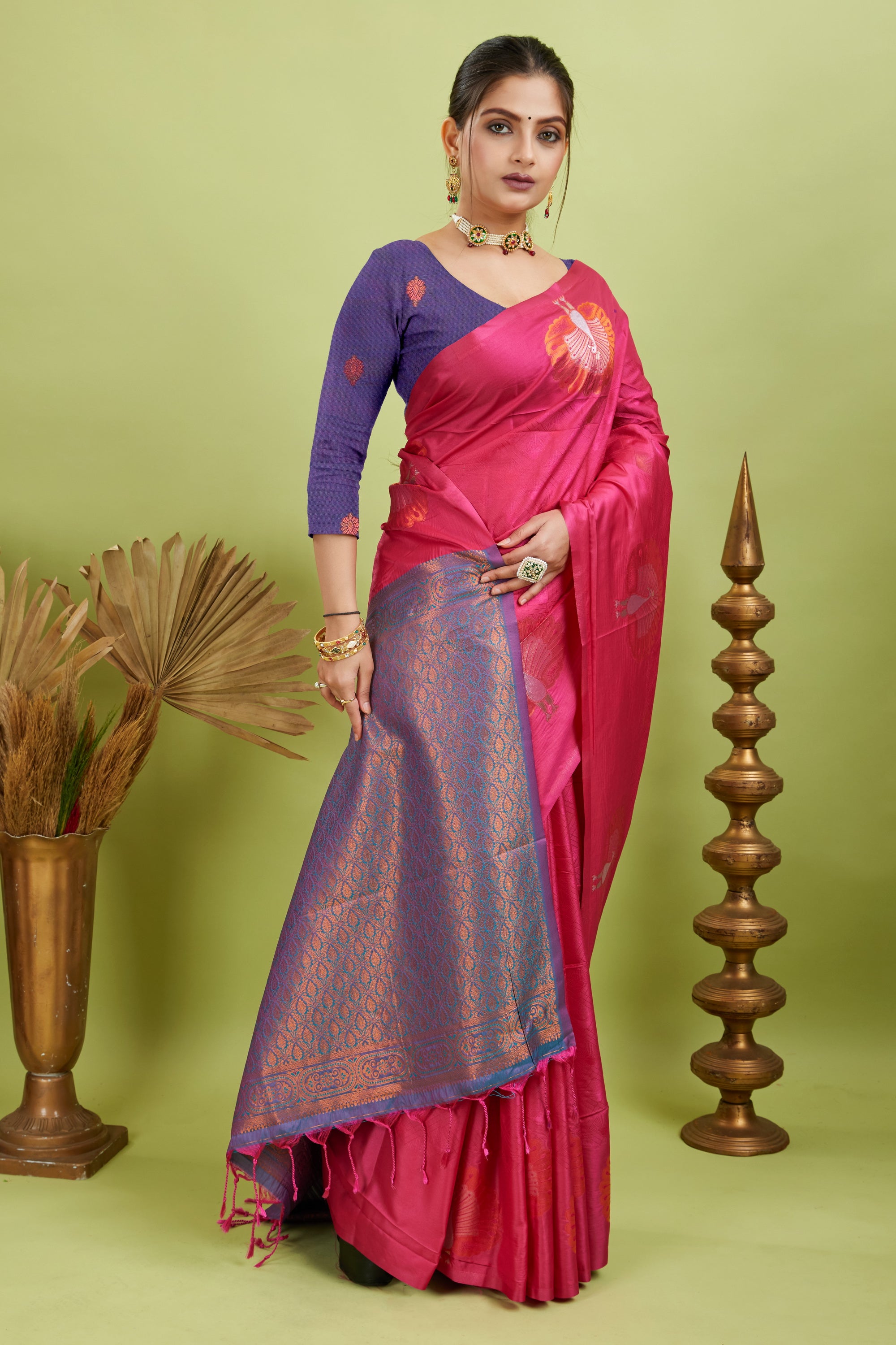Pink Handloom Woven Banarasi Silk Saree