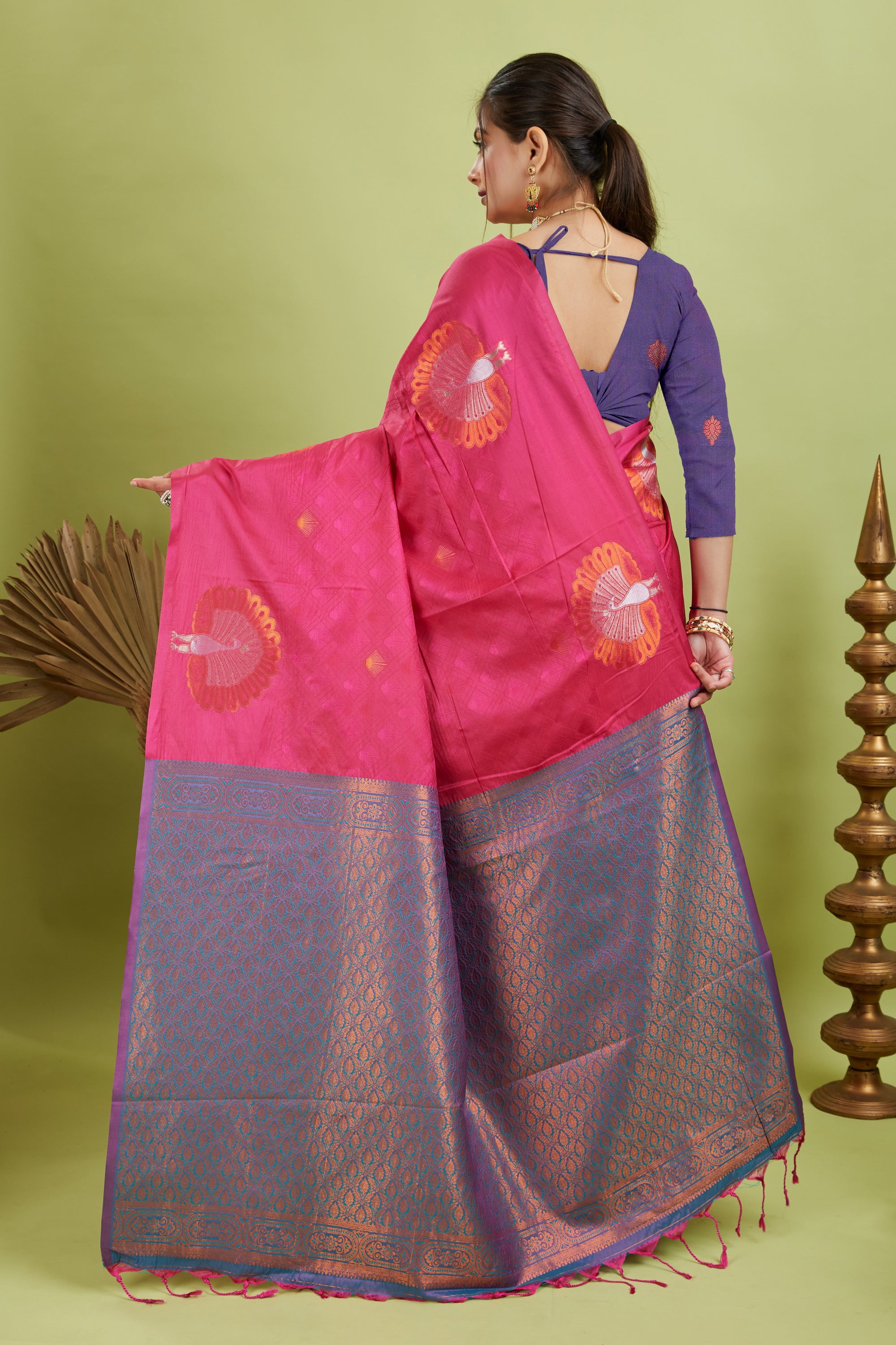 Pink Handloom Woven Banarasi Silk Saree