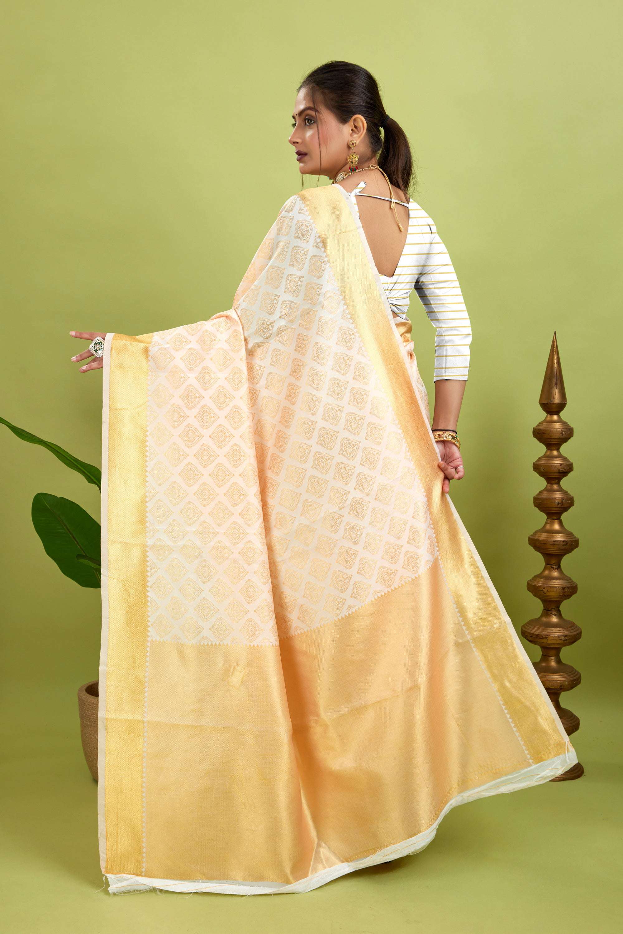 White Kanjivaram Woven Silk Blend Saree