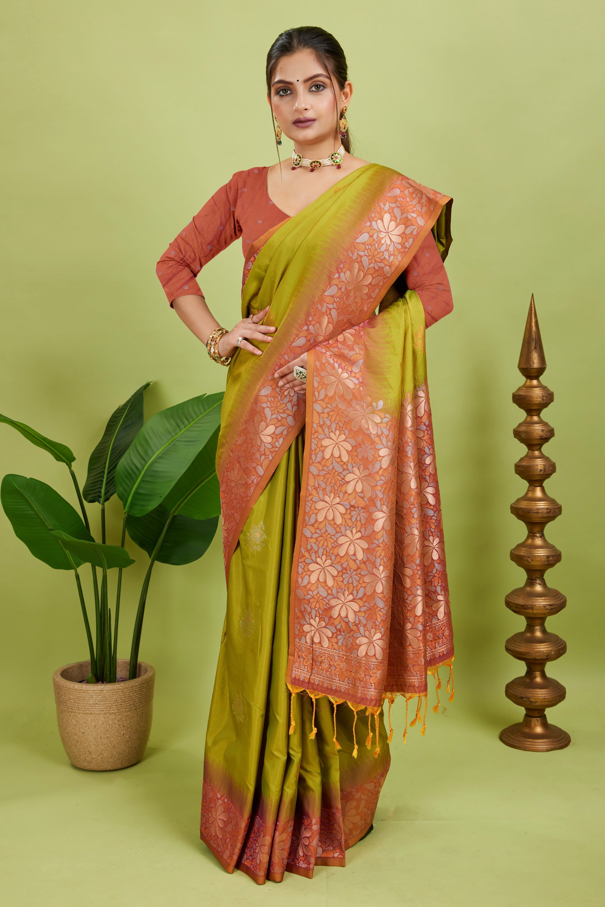 Green Tone Banarasi Handloom Silk Saree