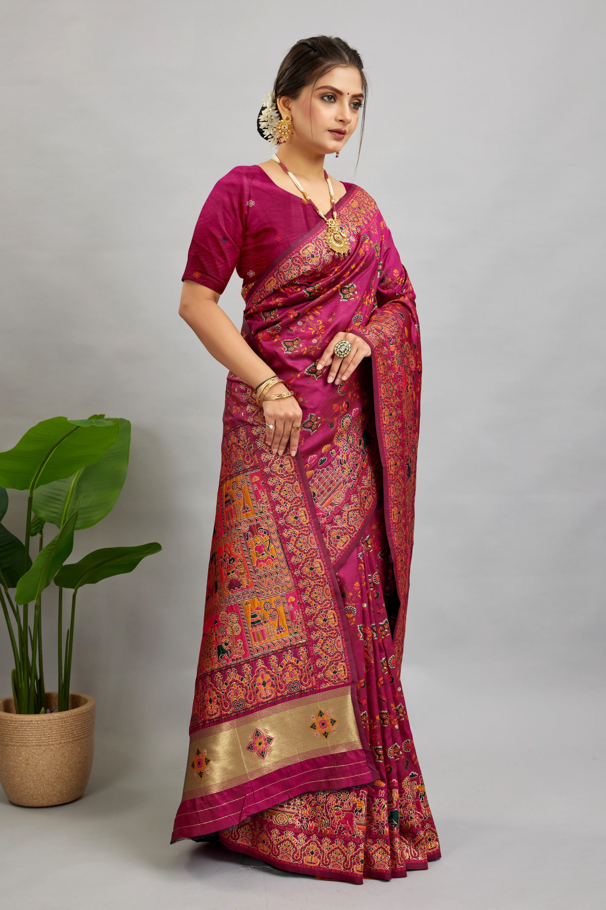 Red Minakari Banarasi Saree