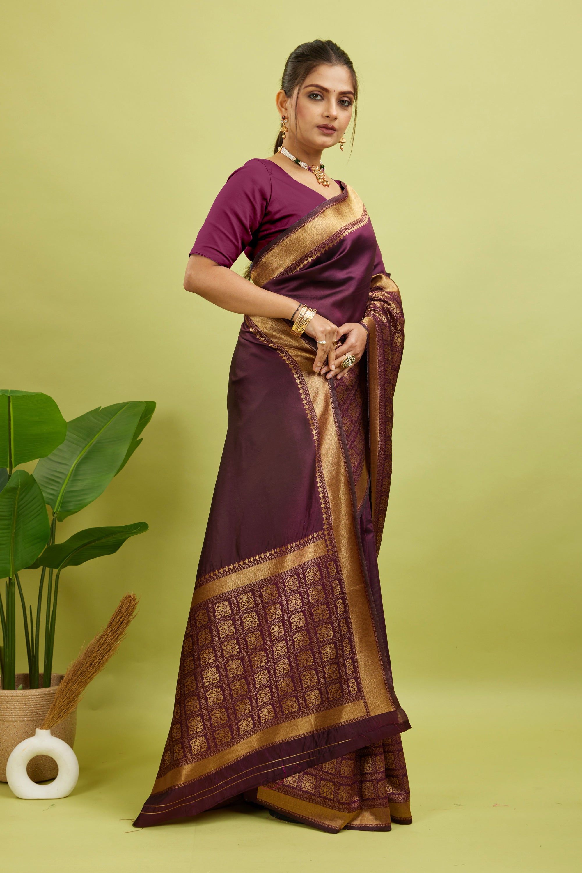 Purple Silk Blend Woven Kanjivaram Saree