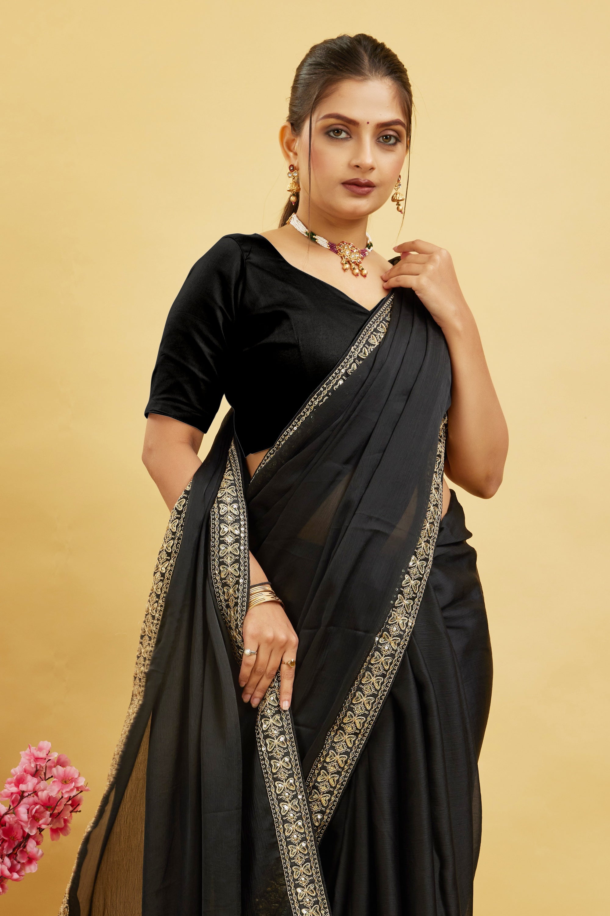 Black Solid Georgette Saree With Lace