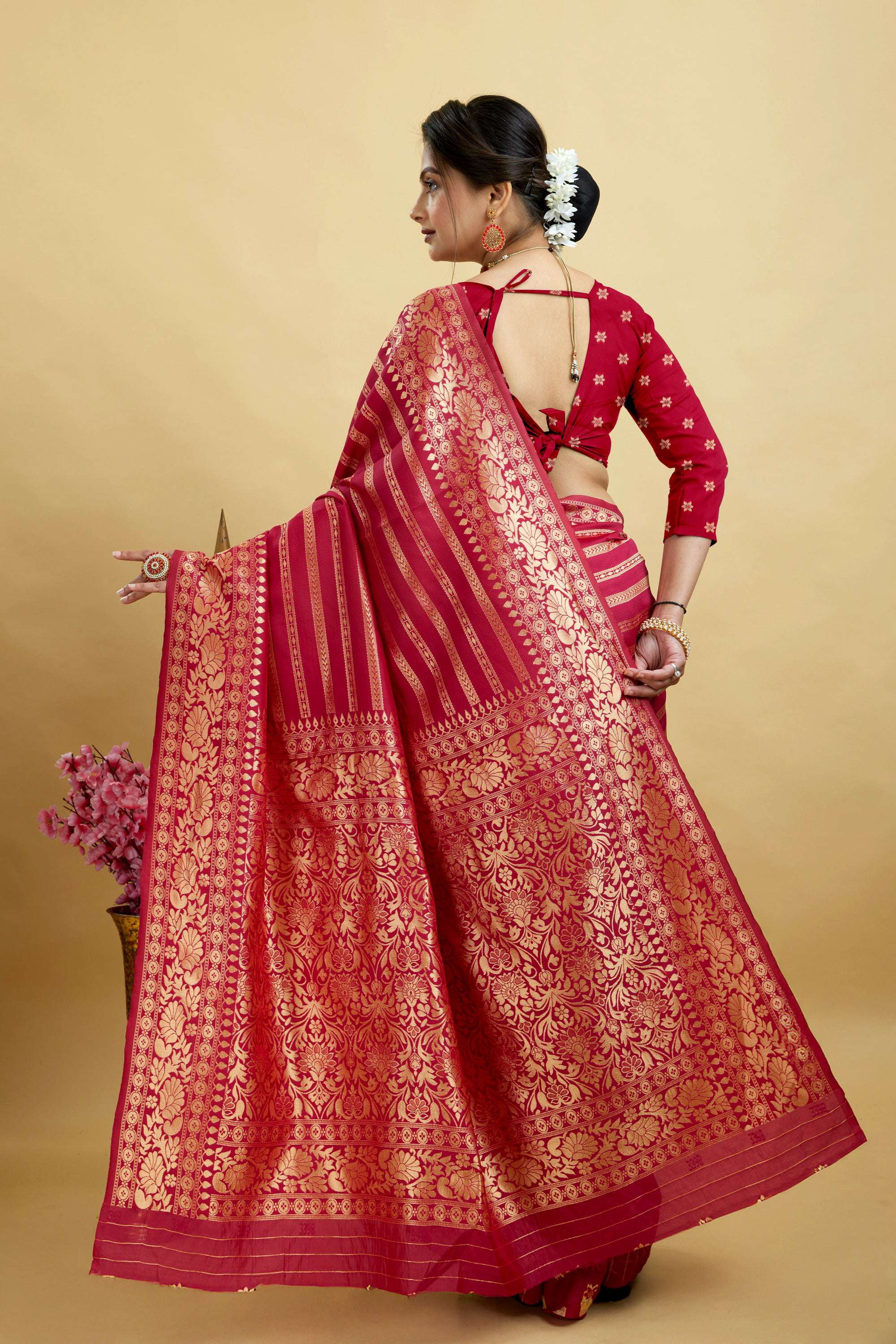 Red Kanjivaram Silk Blend Saree