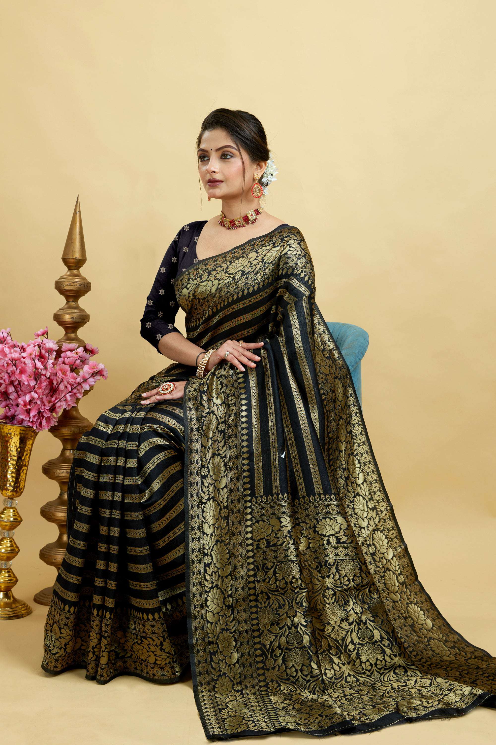 Black Kanjivaram Silk Blend Saree