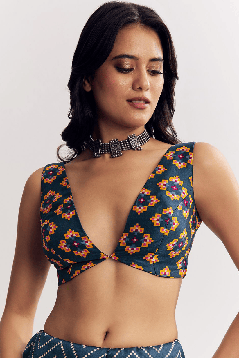 Navy Blue Manipuri Printed Saree With Embroidered Lace