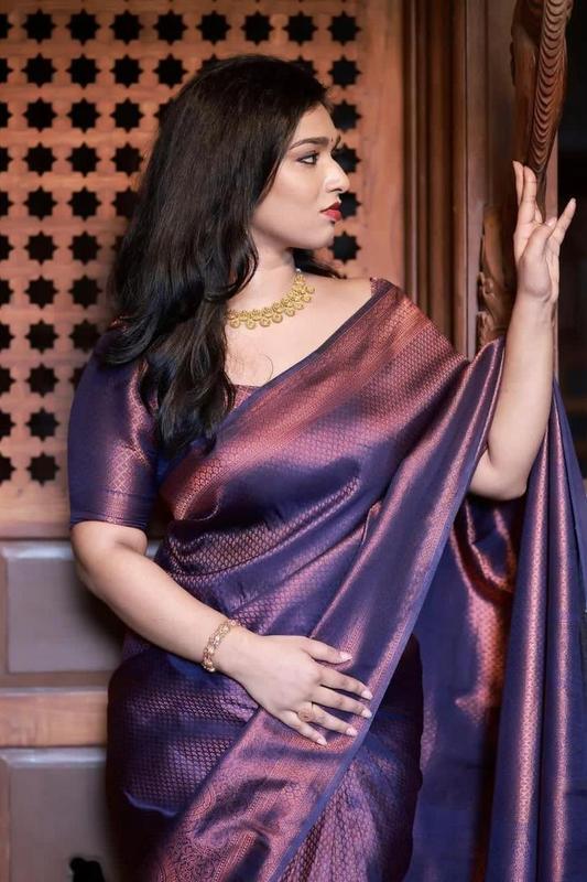 Purple Weaving Silk Blend Saree