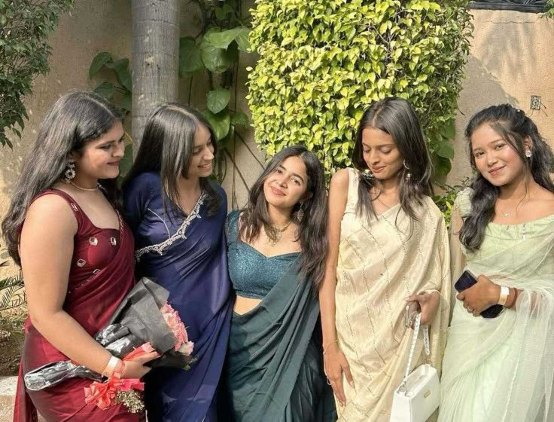 How to Choose the Perfect Saree for Your Body Type