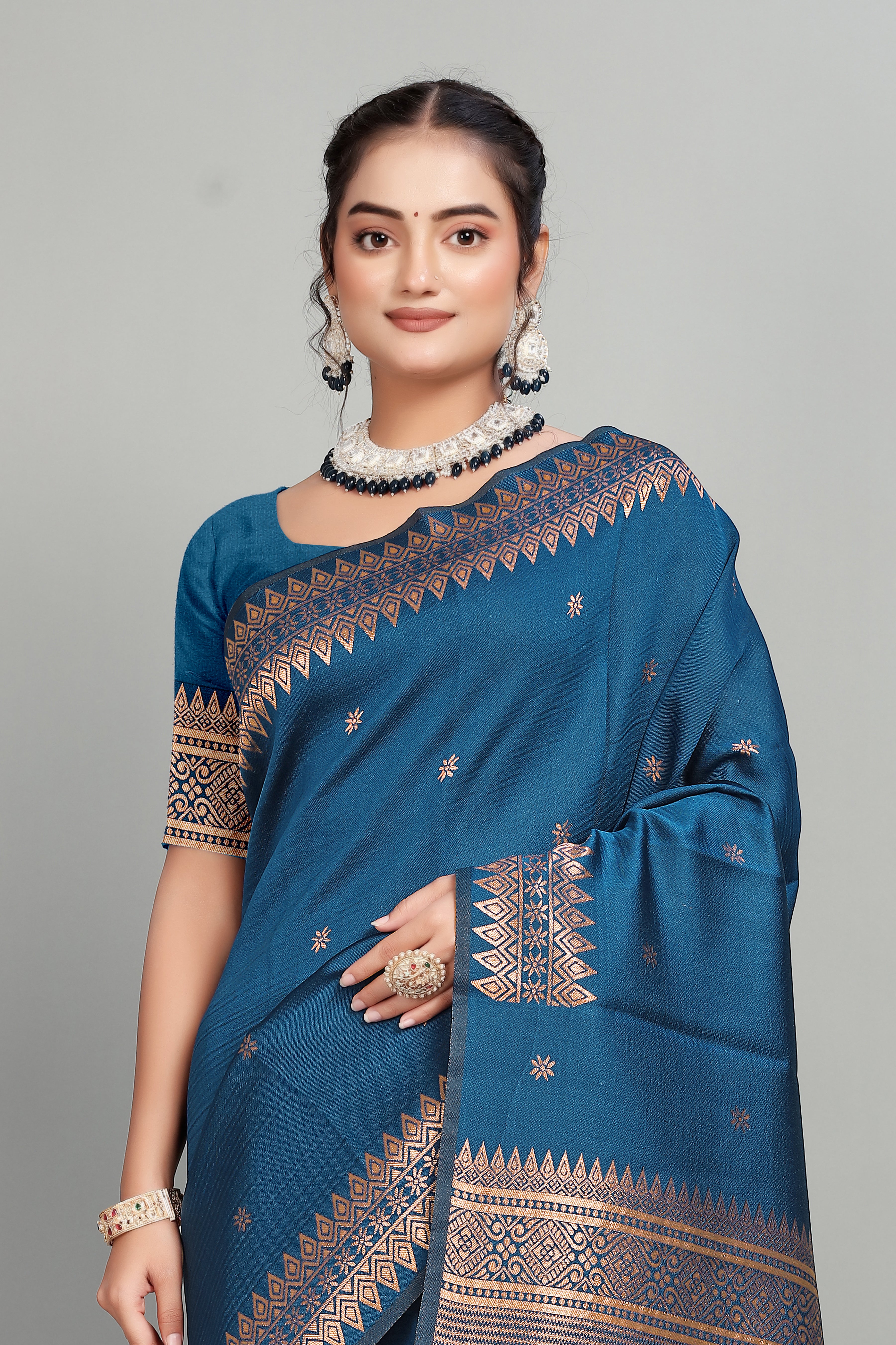 Blue Solid Woven Silk Saree
