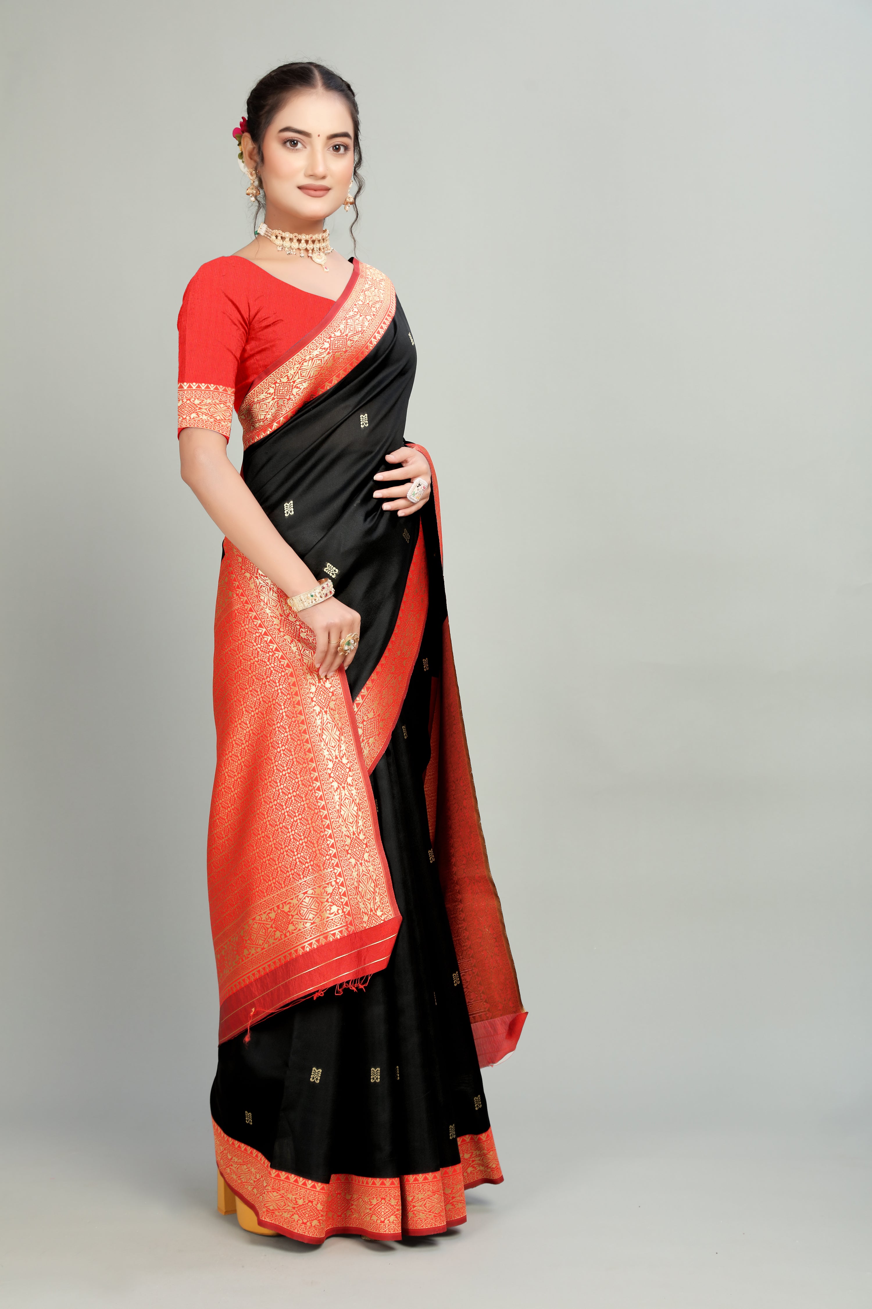Black Weaving Silk Saree