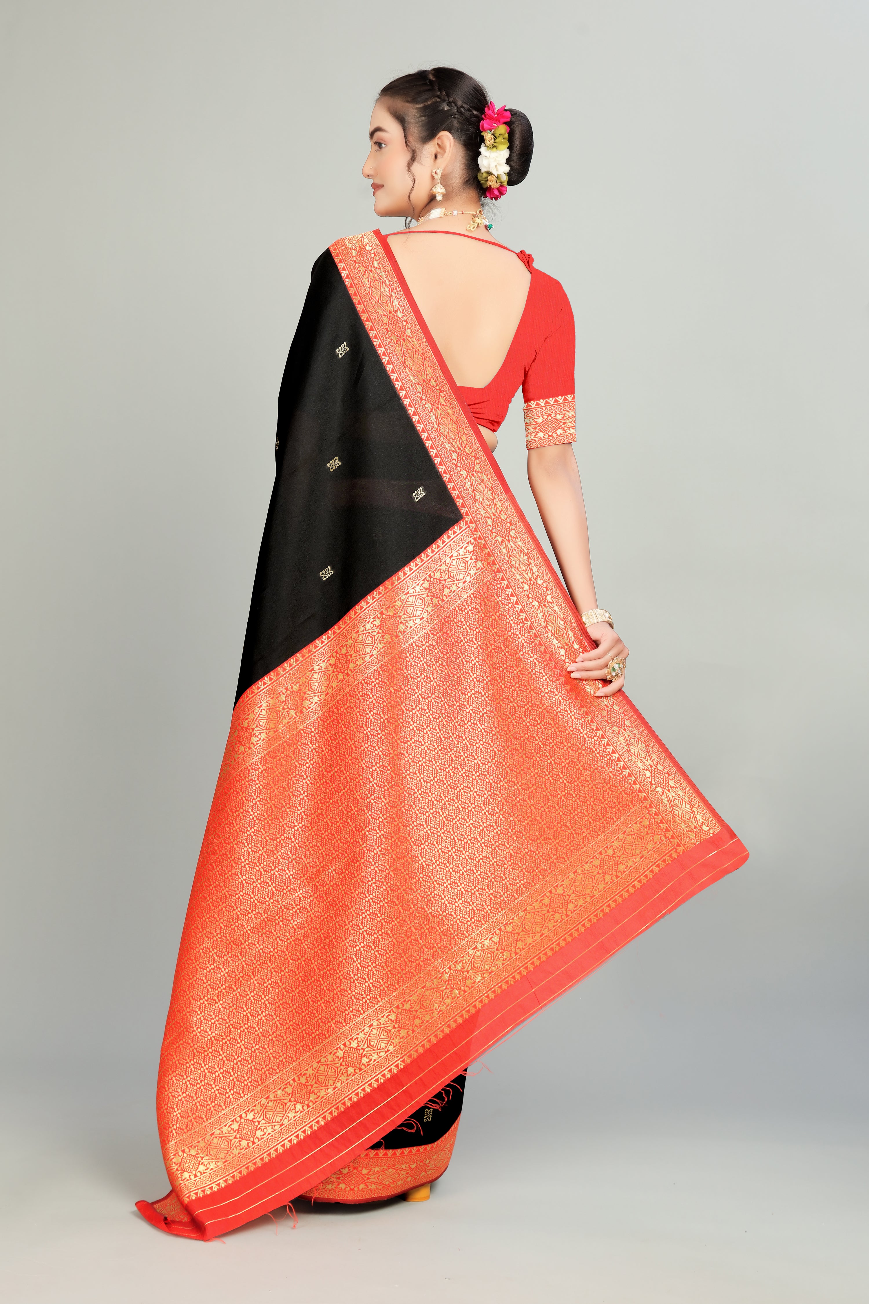 Black Weaving Silk Saree