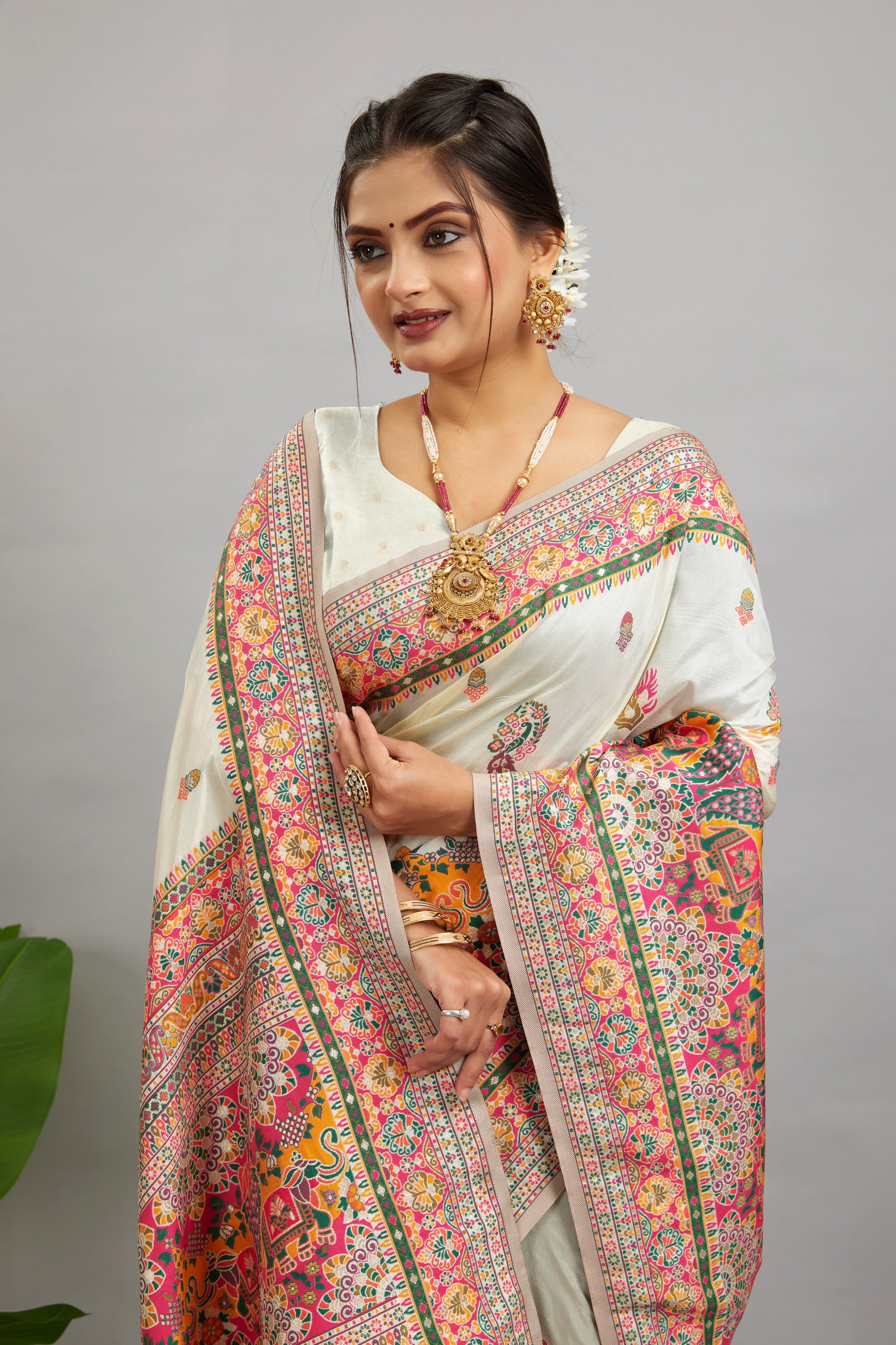 White Rajwadi Pashmina Silk Saree