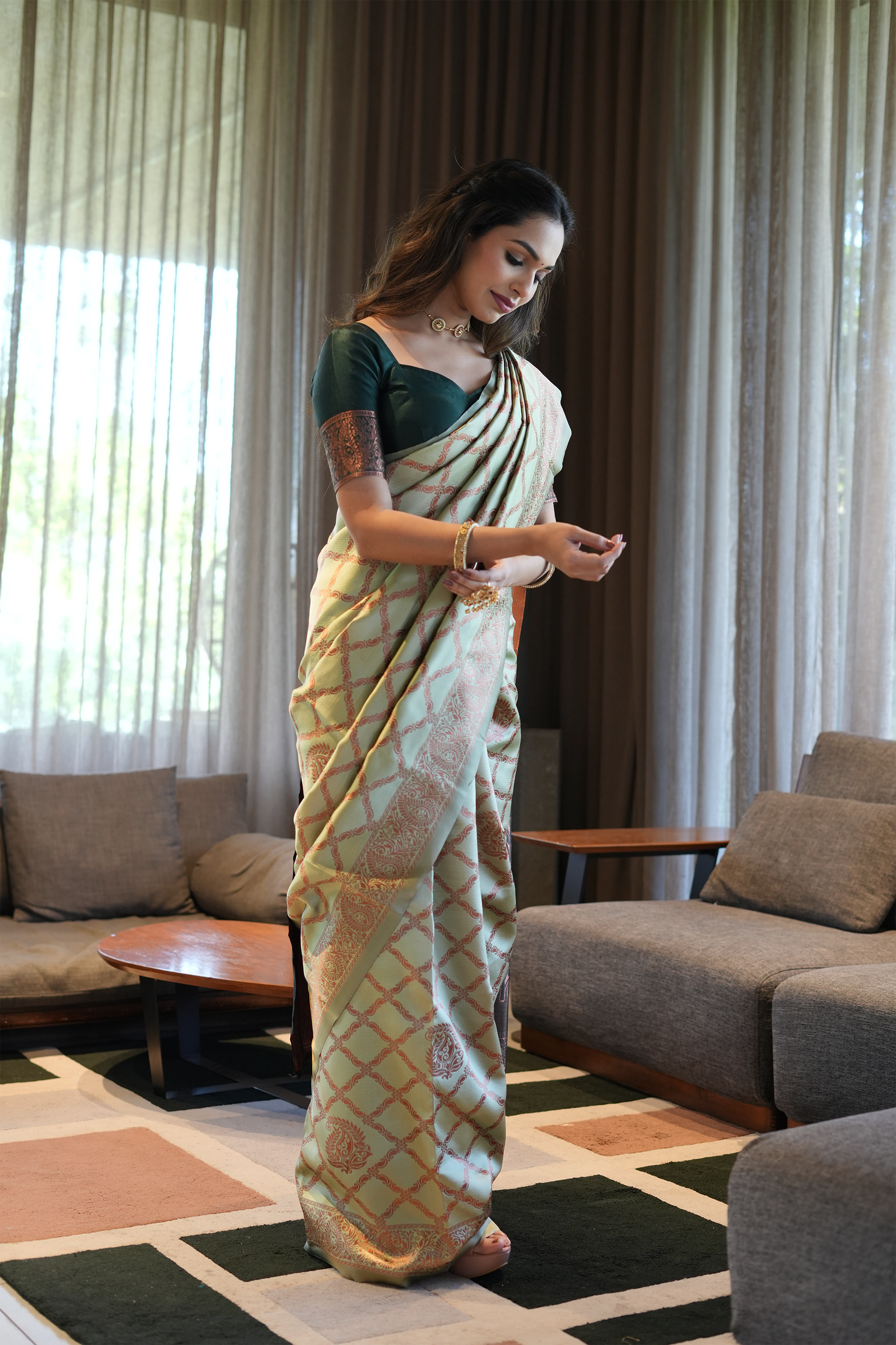 Pastel Green Jhalar Silk Blend Saree