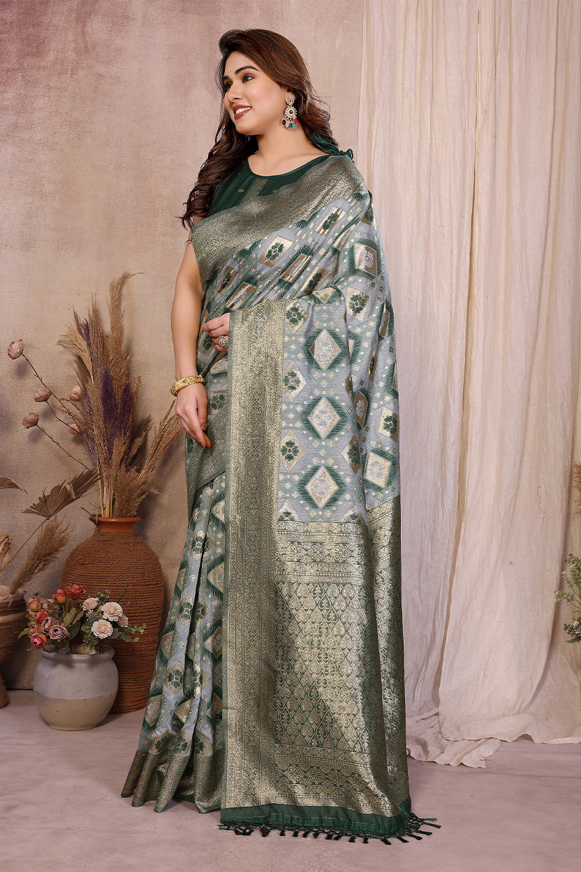 Green Cotton Blend Jacquard Zari Saree