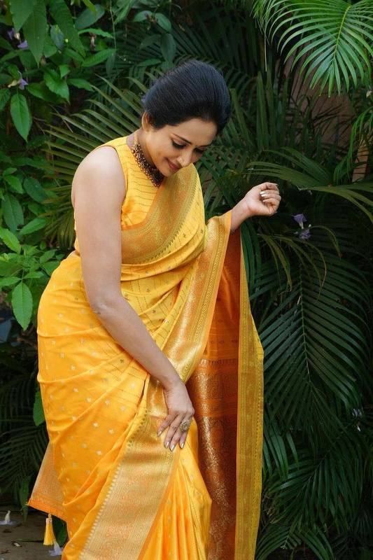 Yellow Weaving Silk Blend Saree